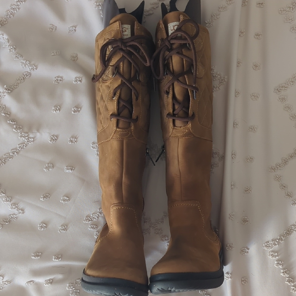 UGG Elsa Deco Quilt Boot